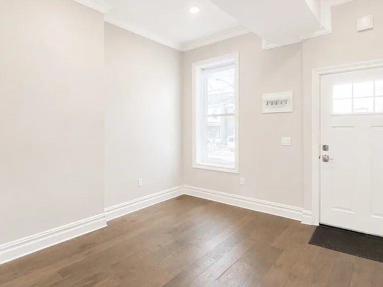 29 Belmont Ave #2 — Photo 7