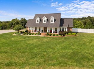 1370 Silver Beach Rd, Hartford, KY 42347