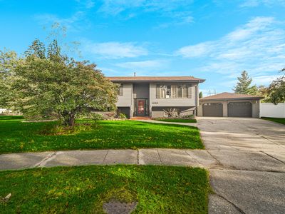 1938 Magnolia Ln, Munster, IN, 46321