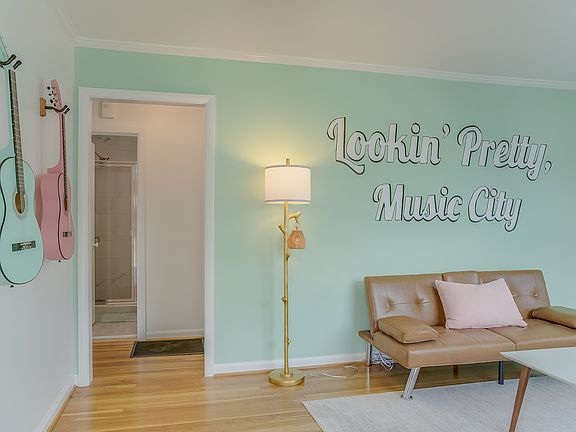 3rd image of 2637 Delk Ave