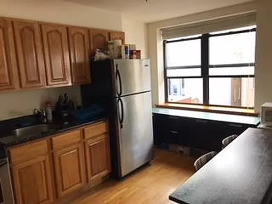 Rented by R New York | media 4