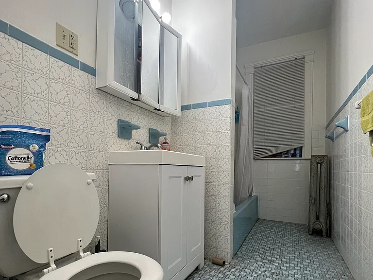 1905 Beacon St #2F — Photo 8