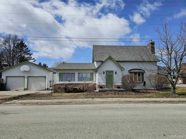 651 Garden Ave, Manistique, MI 49854