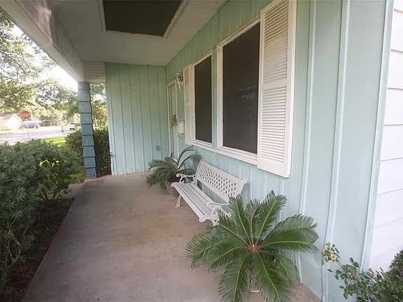 5th image of 1108 Alvin Ave