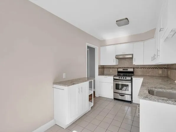(undisclosed Address), Burlington, VT 05401