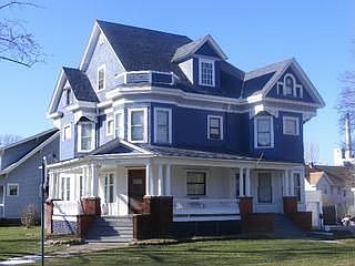 2nd image of 440 Hamilton Ave