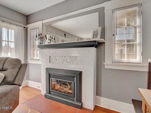 5th image of 115 E Park Ave