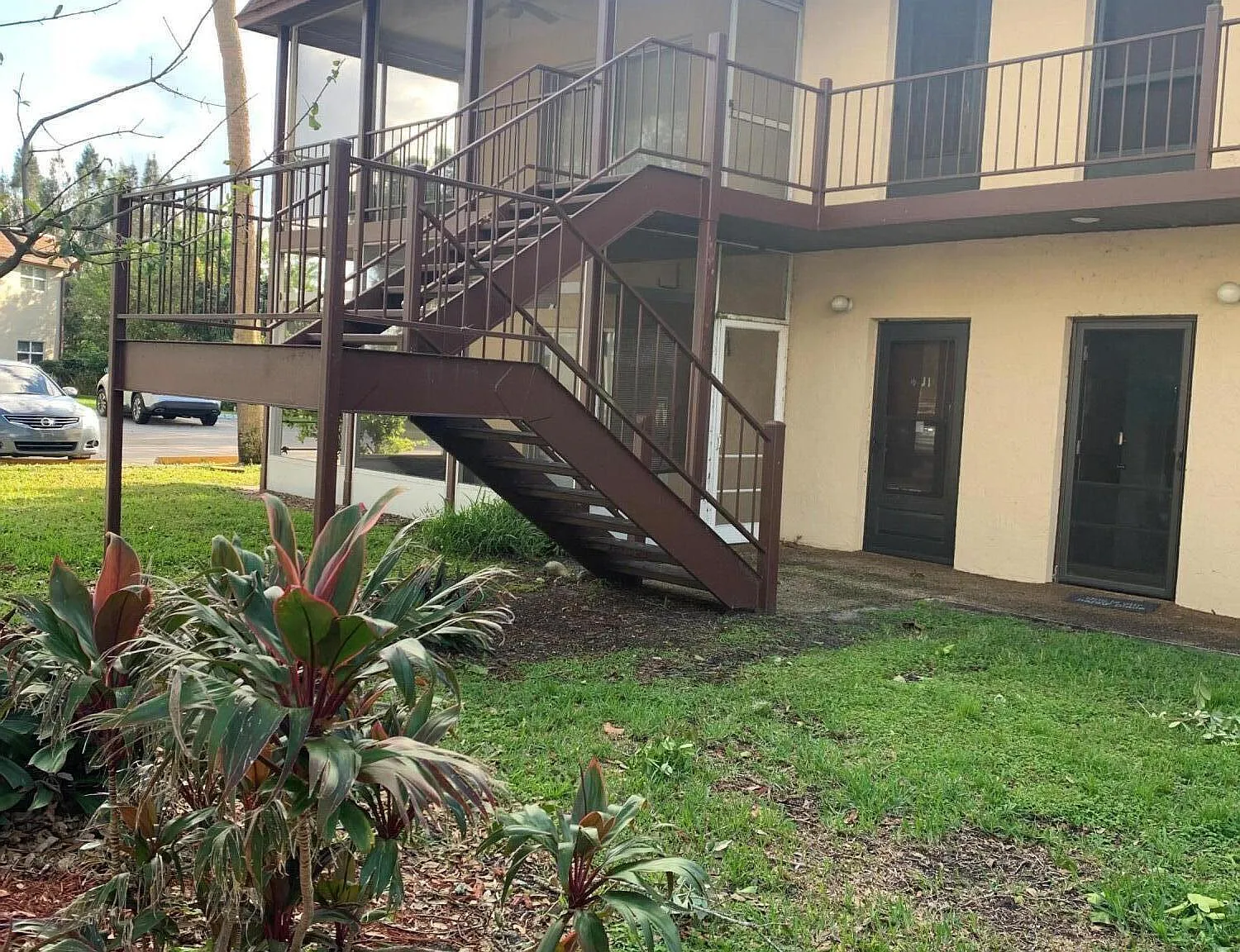 2 bed, 2.0 bath, 1040 sqft, $1,800 — Photo 3