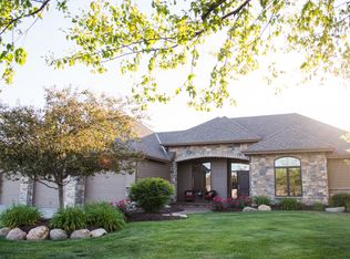 832 S 249th St, Waterloo, NE 68069