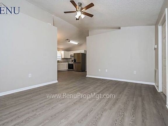 3rd image of 11704 Lynn Brook Cir