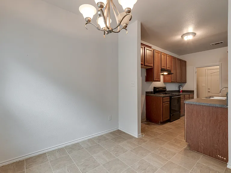709 Parkplace Rdg #709 — Photo 4