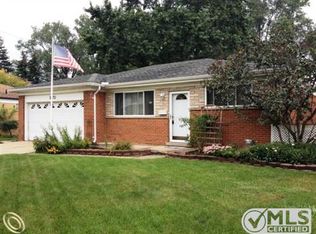 2571 Edwin Dr, Warren, MI 48092