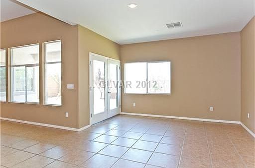 5th image of 11512 Cannon Falls Ave