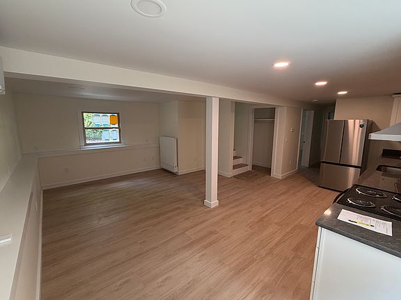 2nd image of 104 Marsett Rd #A