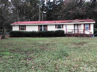 399 E Gordon Rd, Selma, NC 27576