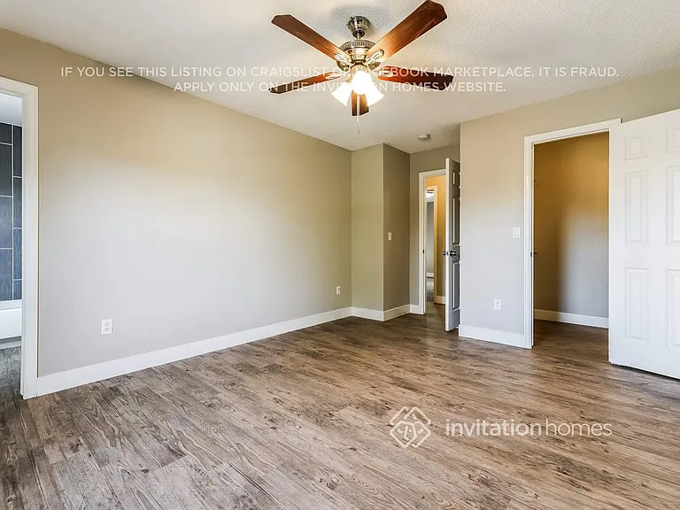 1424 W 132nd Pl — Photo 12