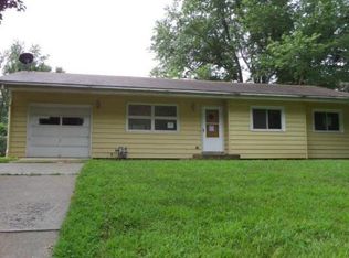 6535 Tauromee Ave, Kansas City, KS 66102