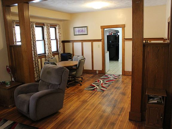 5th image of 1318 S 25th St
