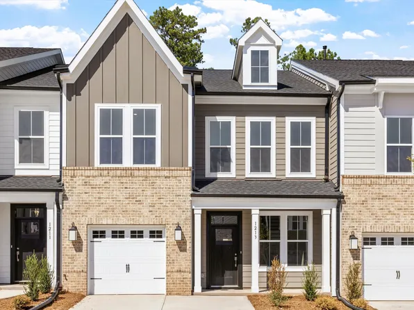 1213 Bell Heather Rd, Durham, NC 27703