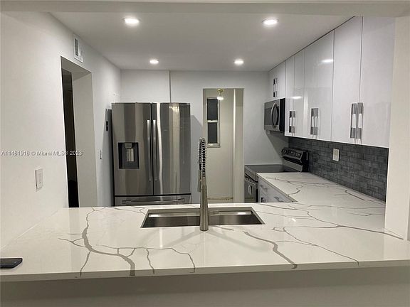 4th image of 8010 Colony Cir N APT 107