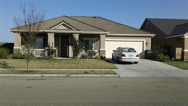 1st image of 3224 N Burgan Ave