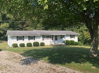 2935 S Pleasant Grove Rd, Zanesville, OH 43701