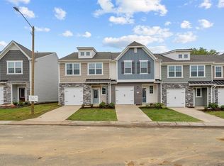 2112 Willow Glen Dr, Graham, NC 27253