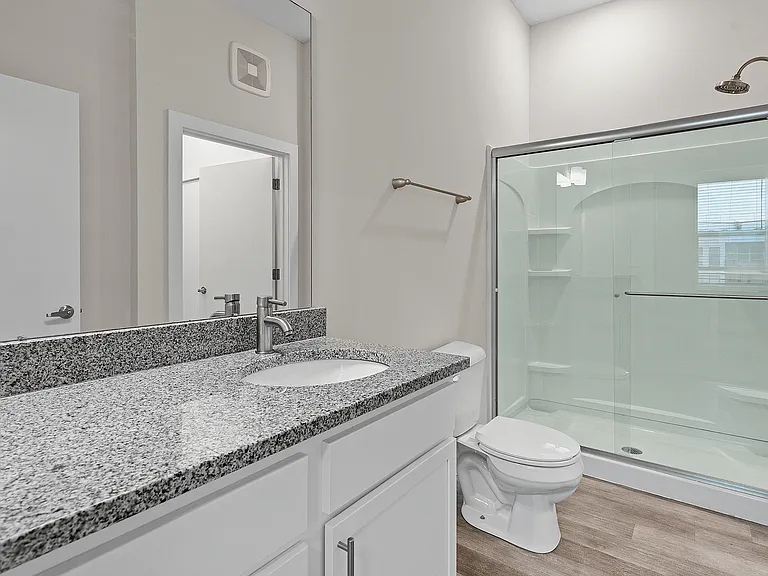 Modern Bathroom Modern Bathroom