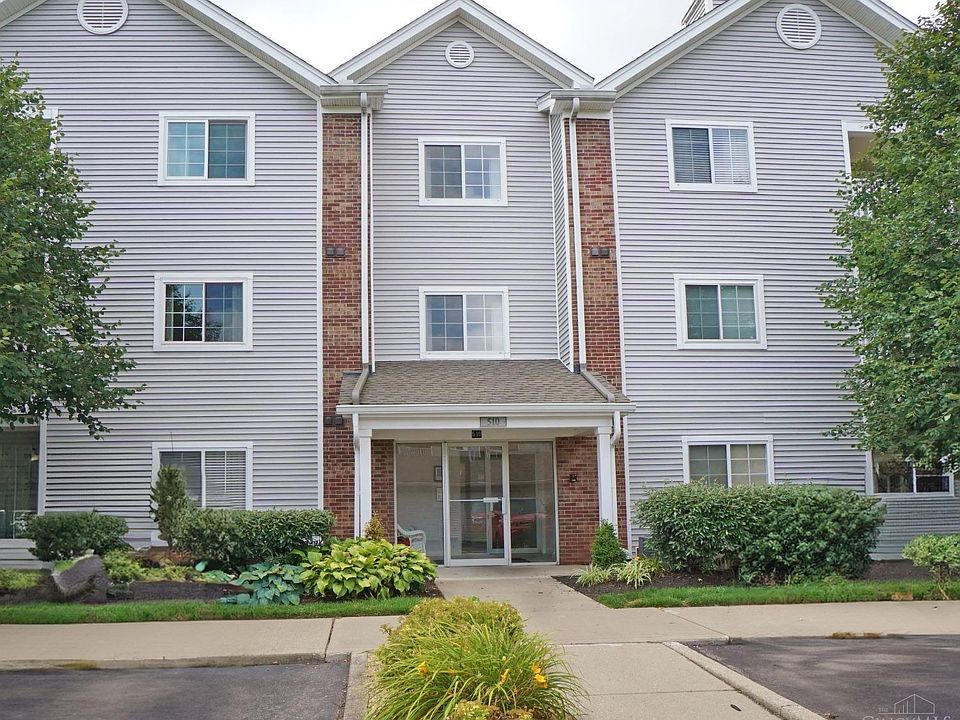 1st image of 510 Carrington Ln APT 305