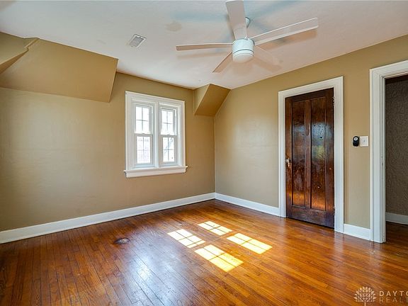 5th image of 1116 Broadview Blvd
