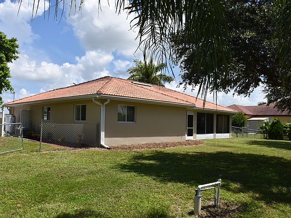 4th image of 3410 NW 9th Ter