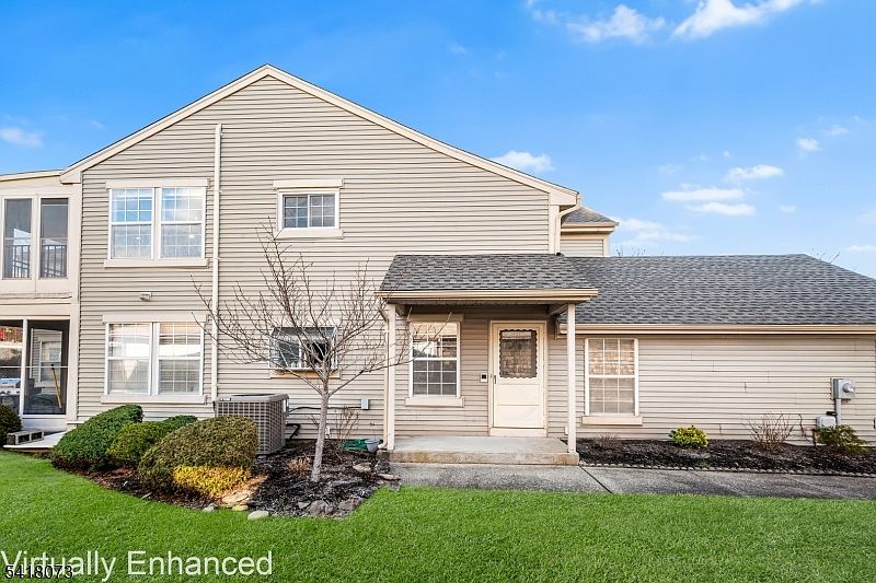 1st image of 11D Rothwell Dr