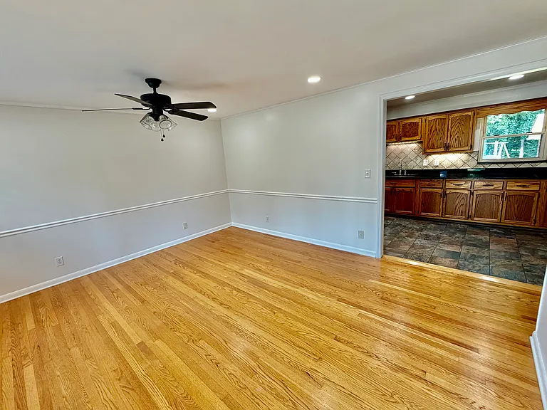 812 Hamilton St — Photo 7