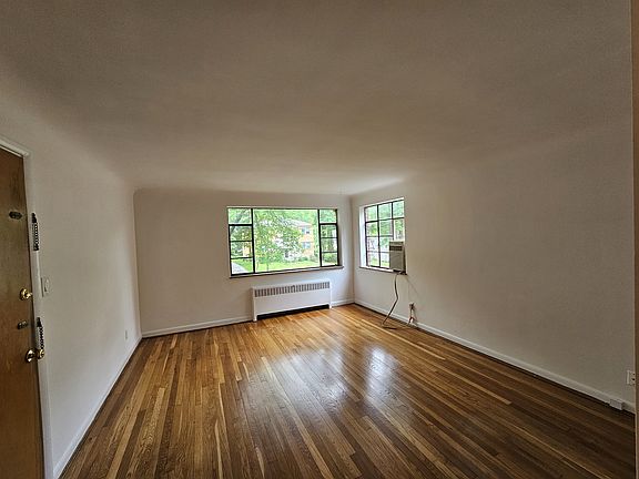 5th image of 6091 Dryden Ave APT 2