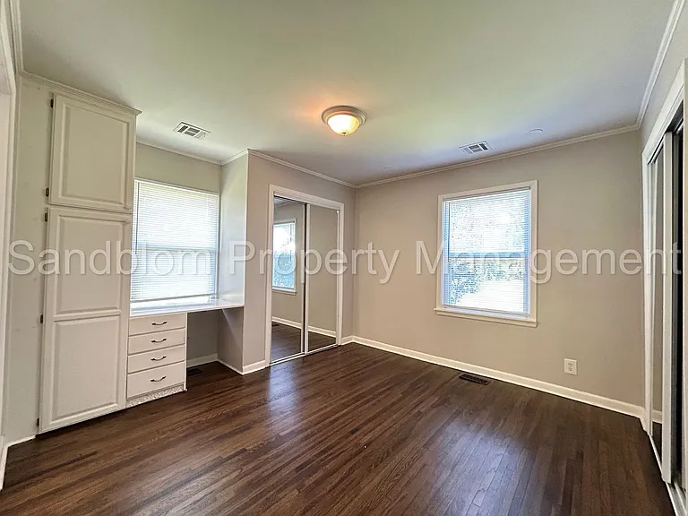4520 E 21st Pl — Photo 17