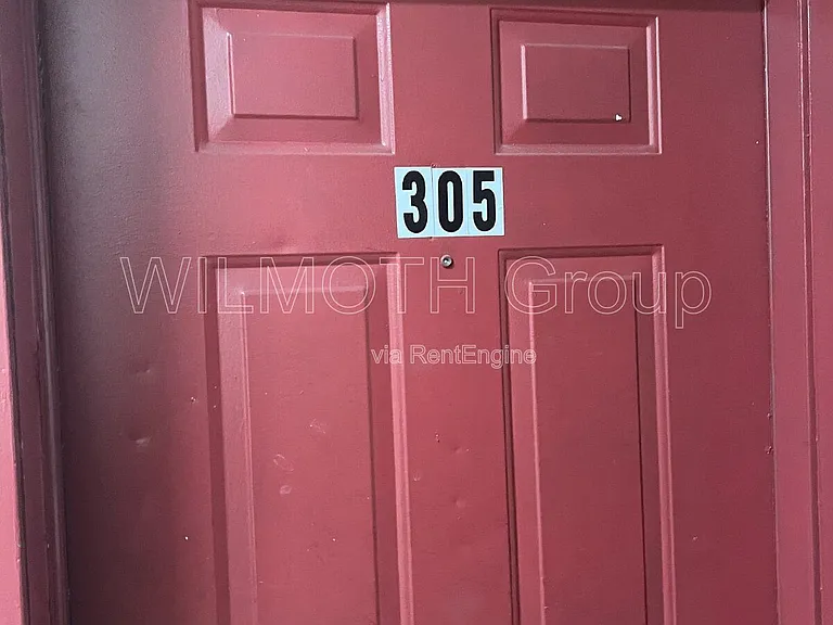 201 E Pike St — Photo 23