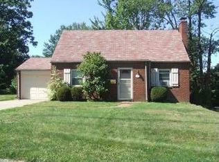 33 Locust Ln, Pittsburgh, PA 15241