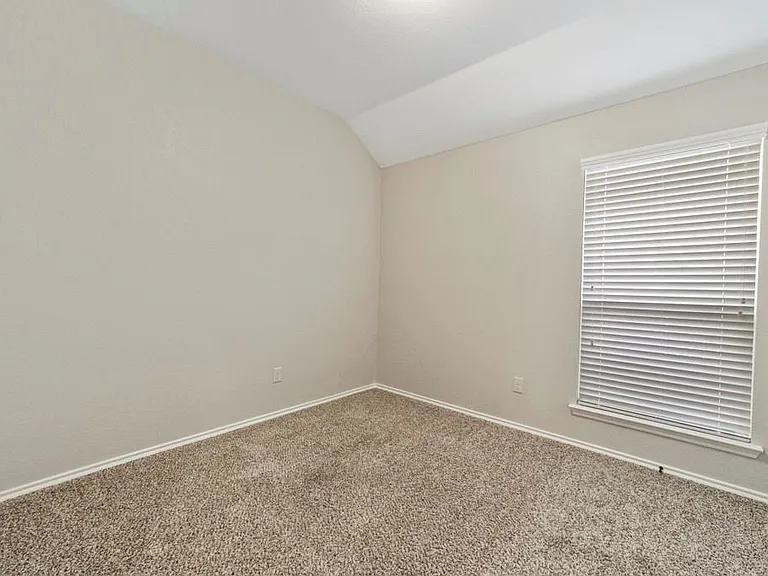9901 Pronghorn Rd — Photo 20