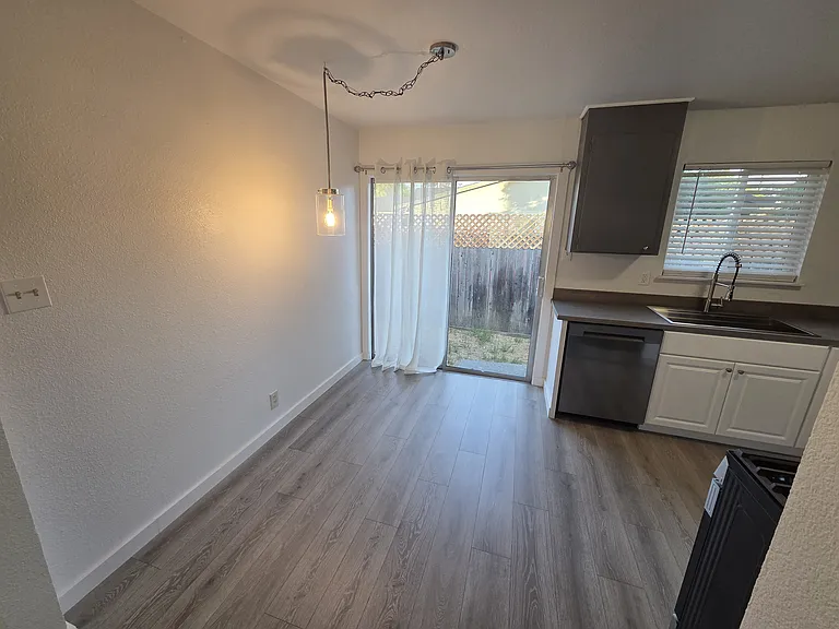 1338 Rutledge Ave #1338 — Photo 9