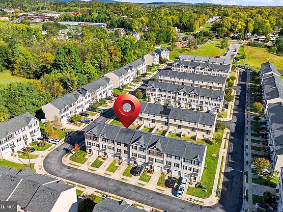 2nd image of 287 Sage Cir