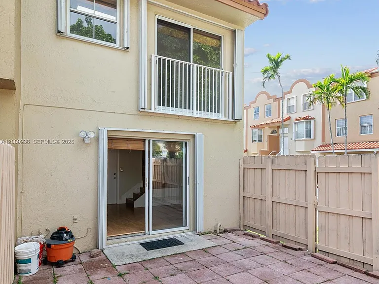 390 NW 86th Pl #201 — Photo 17
