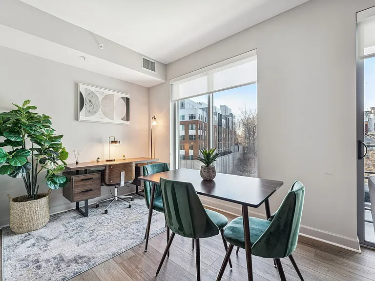 Ovation at Park Crest — Photo 15