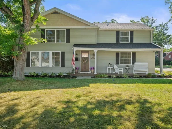 4161 Leona Dr, Rocky River, OH 44116