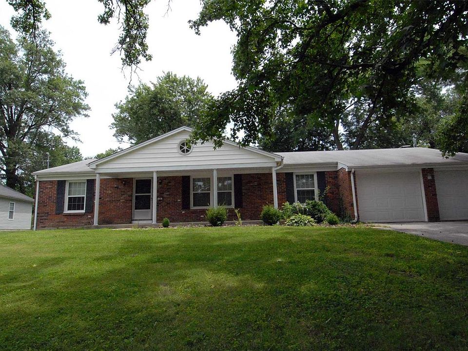 1st image of 230 Creve Coeur Ave