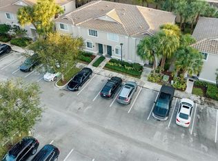 4740 NW 57th Pl, Coconut Creek, FL 33073