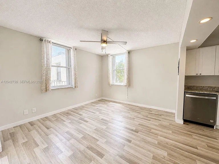 20200 W Country Club Dr #Penthouse 16 — Photo 5