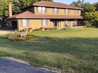 10106 Diekman Rd, Huntley, IL 60142