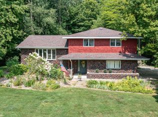 3783 E Kens Ln, Midland, MI 48642