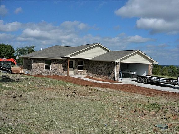 2nd image of 4047 Apache Cir