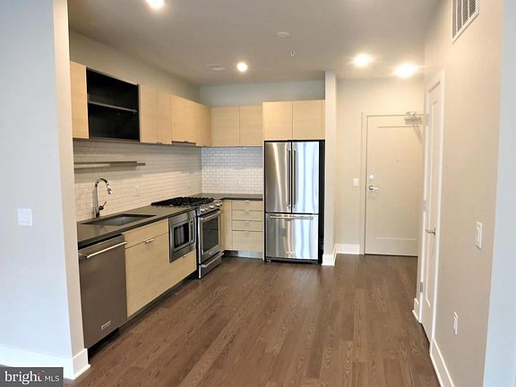 3rd image of 502 Diamondback Dr Unit 208